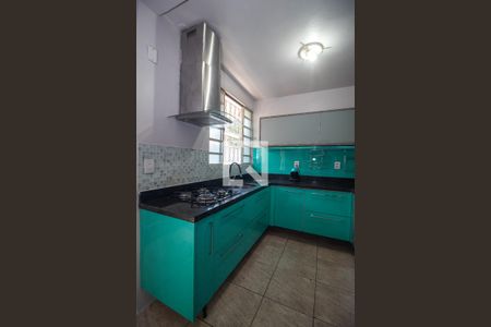 Casa à venda com 150m², 3 quartos e 1 vaga Casa à venda com 150m², 3 quartos e 1 vagaCozinha