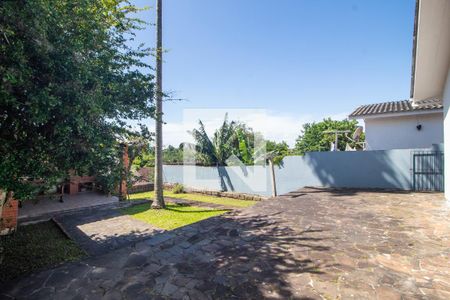 Casa à venda com 150m², 3 quartos e 1 vaga Casa à venda com 150m², 3 quartos e 1 vagaQuintal