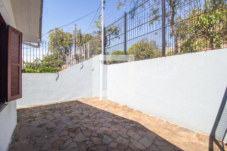 Casa à venda com 150m², 3 quartos e 1 vaga Casa à venda com 150m², 3 quartos e 1 vagaFachada e portaria