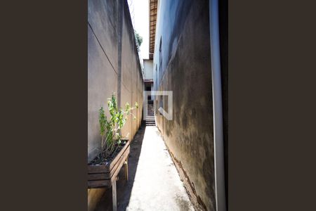 Casa à venda com 590m², 8 quartos e 4 vagasCorredor Esquerdo