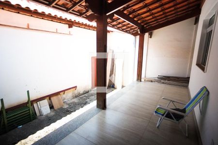 Casa à venda com 590m², 8 quartos e 4 vagasVaranda