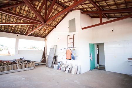 Casa à venda com 590m², 8 quartos e 4 vagasTerraço