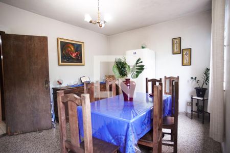 Casa à venda com 590m², 8 quartos e 4 vagasSala 2