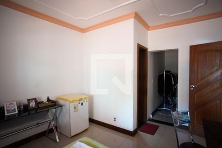 Casa à venda com 590m², 8 quartos e 4 vagasQuarto 8