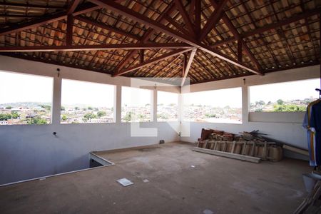 Casa à venda com 590m², 8 quartos e 4 vagasTerraço