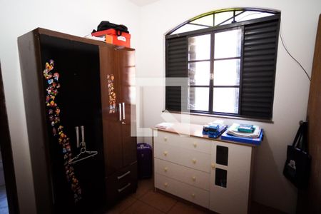 Casa à venda com 590m², 8 quartos e 4 vagasQuarto 6