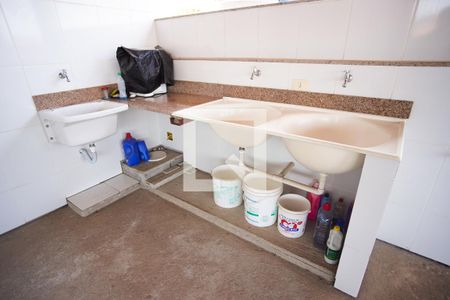 Casa à venda com 590m², 8 quartos e 4 vagas2º Área de Serviço