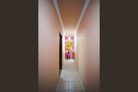 Corredor de casa à venda com 8 quartos, 590m² em Jaqueline, Belo Horizonte