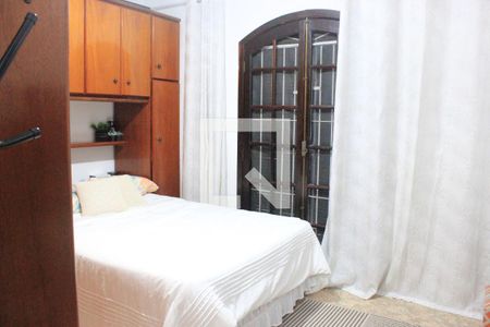 Casa à venda com 69m², 2 quartos e 1 vagaQuarto 2