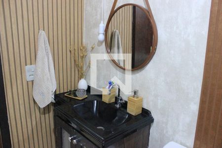 Casa à venda com 69m², 2 quartos e 1 vagaBanheiro 2