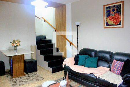 Sala de casa à venda com 2 quartos, 69m² em Jardim Vila Galvão, Guarulhos
