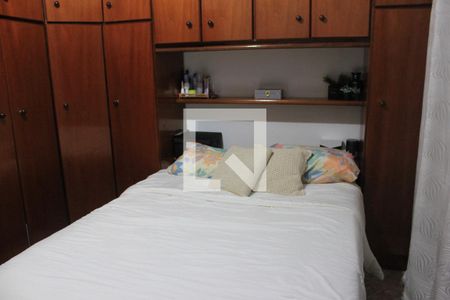 Casa à venda com 69m², 2 quartos e 1 vagaQuarto 2