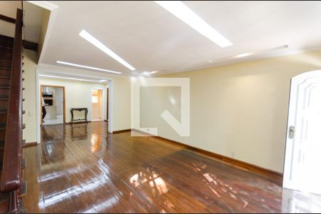 Sala de casa à venda com 6 quartos, 410m² em Vila Isabel, Rio de Janeiro