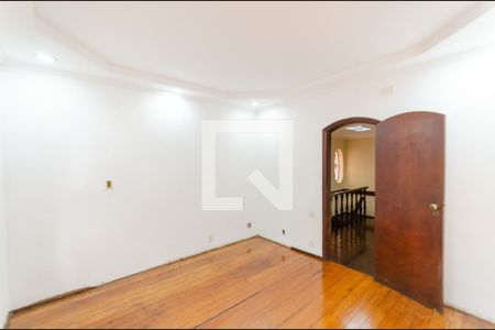 Casa à venda com 410m², 6 quartos e 2 vagasQuarto 1