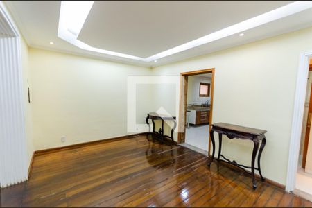 Sala de casa à venda com 6 quartos, 410m² em Vila Isabel, Rio de Janeiro