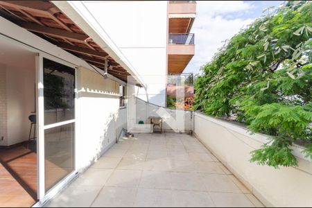 Casa à venda com 410m², 6 quartos e 2 vagasTerraço