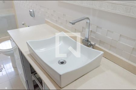 Casa à venda com 410m², 6 quartos e 2 vagasBanheiro