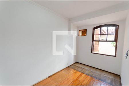 Casa à venda com 410m², 6 quartos e 2 vagasQuarto 3