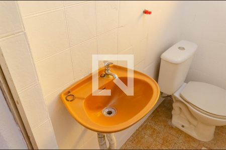 Casa à venda com 410m², 6 quartos e 2 vagasBanheiro de serviço