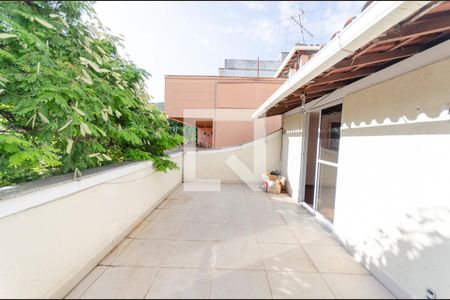 Casa à venda com 410m², 6 quartos e 2 vagasTerraço