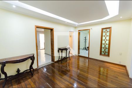 Sala de casa à venda com 6 quartos, 410m² em Vila Isabel, Rio de Janeiro