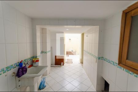 Casa à venda com 410m², 6 quartos e 2 vagasÁrea de Serviço