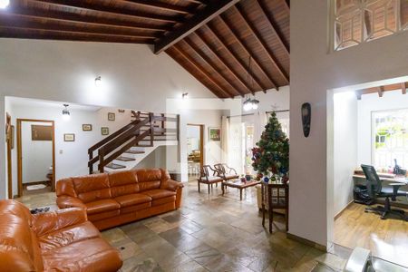 Sala de casa à venda com 5 quartos, 272m² em Cidade Universitária, Campinas