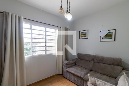 Casa à venda com 272m², 5 quartos e 3 vagasApartamento - Sala