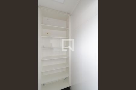 Apartamento à venda com 65m², 2 quartos e 1 vaga Apartamento à venda com 65m², 2 quartos e 1 vagaDespensa