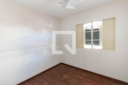 Quarto 1 de apartamento para alugar com 2 quartos, 80m² em Grajaú, Belo Horizonte
