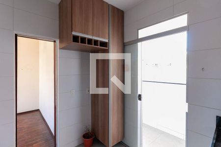 Apartamento para alugar com 80m², 2 quartos e 1 vagaCozinha e Área de Serviço