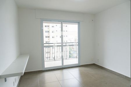 Studio para alugar com 28m², 1 quarto e sem vaga Studio para alugar com 28m², 1 quarto e sem vagaSala/quarto/cozinha