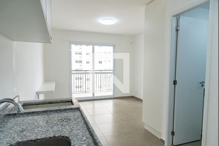 Studio para alugar com 28m², 1 quarto e sem vaga Studio para alugar com 28m², 1 quarto e sem vagaSala/quarto/cozinha