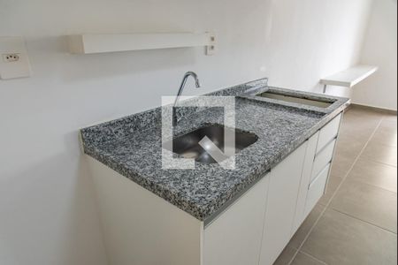 Studio para alugar com 28m², 1 quarto e sem vaga Studio para alugar com 28m², 1 quarto e sem vagaSala/quarto/cozinha