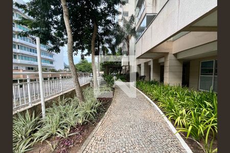 Apartamento à venda com 70m², 2 quartos e 2 vagas Apartamento à venda com 70m², 2 quartos e 2 vagasEntrada