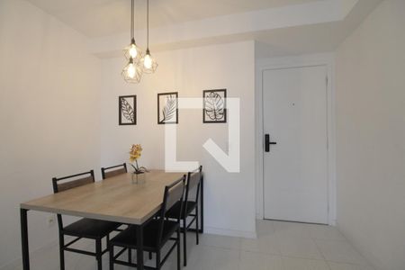 Apartamento à venda com 70m², 2 quartos e 2 vagasSala