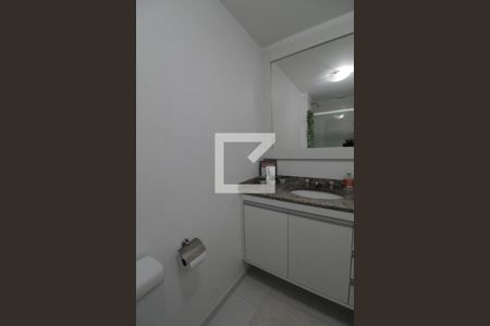 Apartamento à venda com 70m², 2 quartos e 2 vagasBanheiro da Suíte