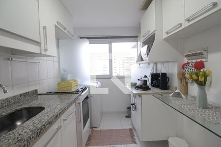 Apartamento à venda com 70m², 2 quartos e 2 vagasCozinha e Área de Serviço