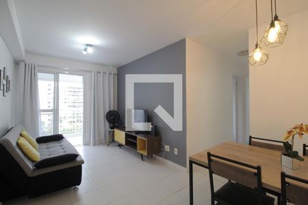 Apartamento à venda com 70m², 2 quartos e 2 vagasSala