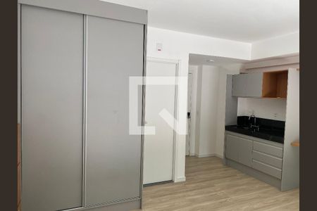 Studio para alugar com 28m², 1 quarto e sem vagaGuarda Roupa 