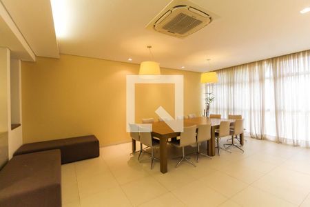 Apartamento à venda com 67m², 2 quartos e 1 vagaSalão De Festas