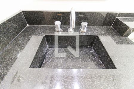 Apartamento à venda com 67m², 2 quartos e 1 vagaBanheiro Da Suíte