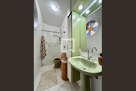 banho suite de apartamento à venda com 3 quartos, 109m² em Grajaú, Belo Horizonte