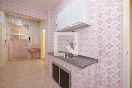 Apartamento para alugar com 70m², 3 quartos e sem vaga Apartamento para alugar com 70m², 3 quartos e sem vagaCozinha e Área de Serviço