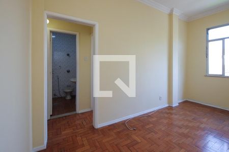 Apartamento para alugar com 70m², 3 quartos e sem vaga Apartamento para alugar com 70m², 3 quartos e sem vagaSala
