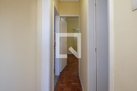 Apartamento para alugar com 70m², 3 quartos e sem vaga Apartamento para alugar com 70m², 3 quartos e sem vagaCorredor