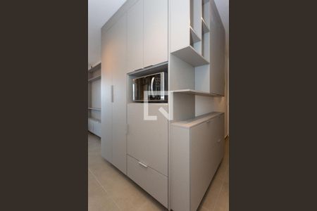 Studio à venda com 32m², 1 quarto e 1 vaga Studio à venda com 32m², 1 quarto e 1 vagaStudio