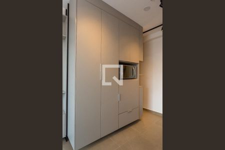 Studio à venda com 32m², 1 quarto e 1 vaga Studio à venda com 32m², 1 quarto e 1 vagaStudio