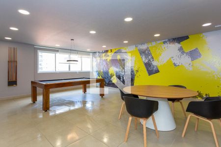 Studio à venda com 32m², 1 quarto e 1 vaga Studio à venda com 32m², 1 quarto e 1 vagaÁrea comum - Salão de jogos