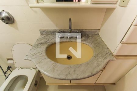 Apartamento para alugar com 83m², 2 quartos e 2 vagasBanheiro